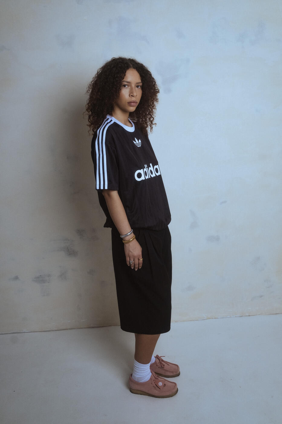COLORBLND Model in Adidas Outfit – Brand-Kampagne Frankfurt